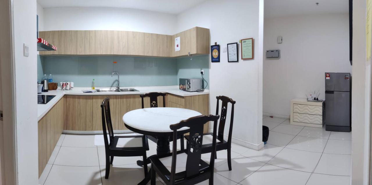 My Daily Homestay - Miri Times Square Kültér fotó